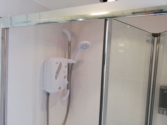 Bathroom 3, Puddle Duck Lodge, Cumbria