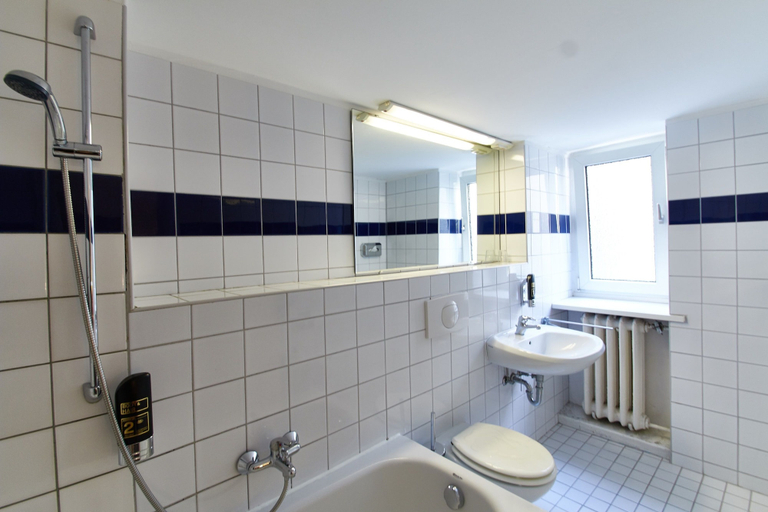 Bathroom 5, Hotel Europa City, Berlin