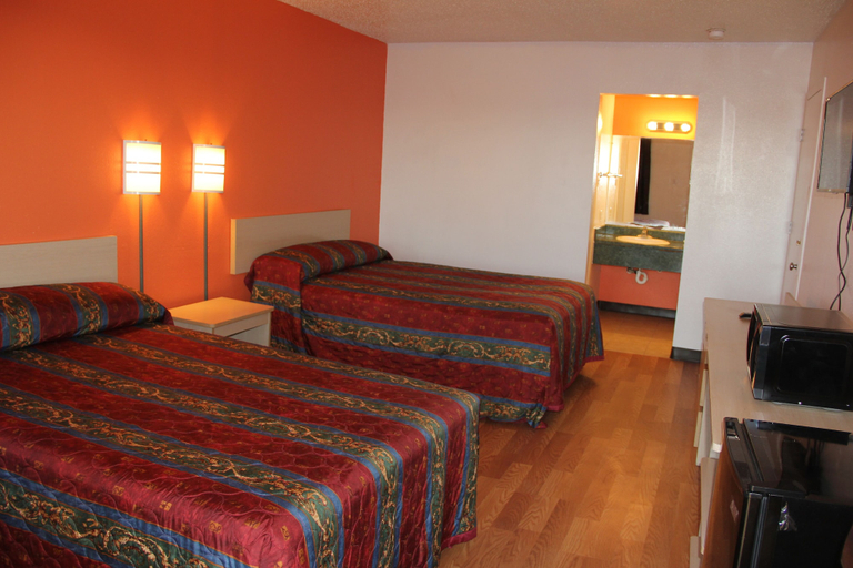 Bedroom 4, Sherman Inn, Grayson