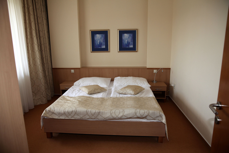 Bedroom 4, Hotel Stupka, Brezno