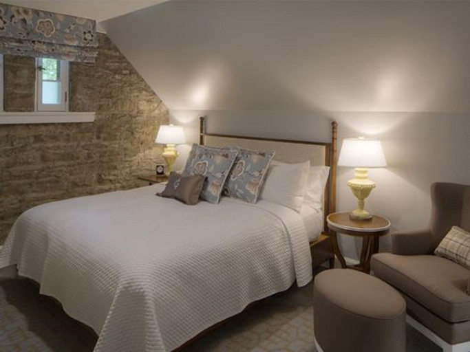 Bedroom 3, Granville Inn, Licking