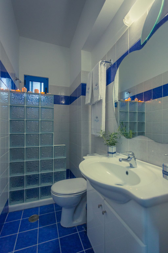Bathroom 4, Villa Amor, South Aegean
