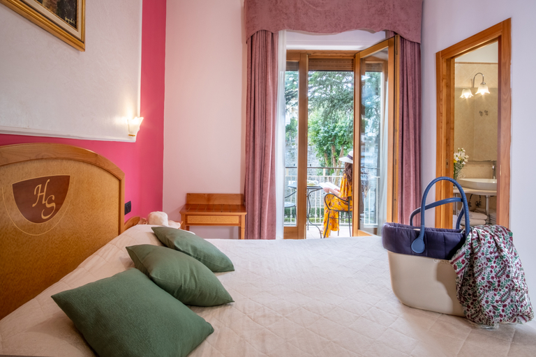 Bedroom 3, Hotel Savoia, Napoli