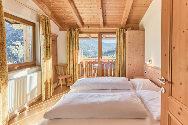 Bedroom 3, Residence Schiestlhof, Bolzano