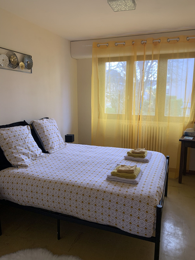 Bedroom 5, Villa Cecilia, Hautes-Pyrénées