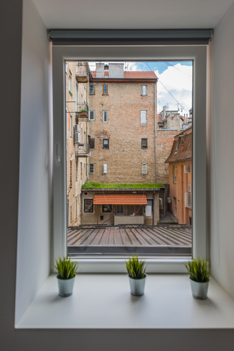 Others 5, King's Street Apartments, Zagreb