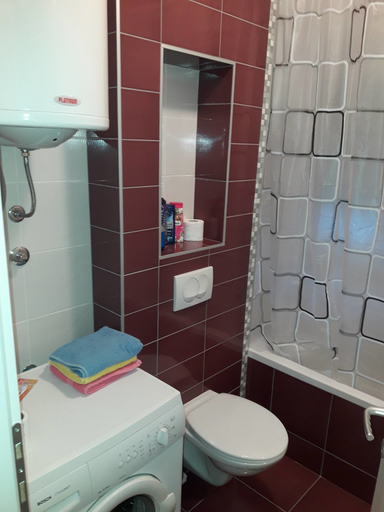 Bathroom 3, Apolon Apartments, Banja Luka