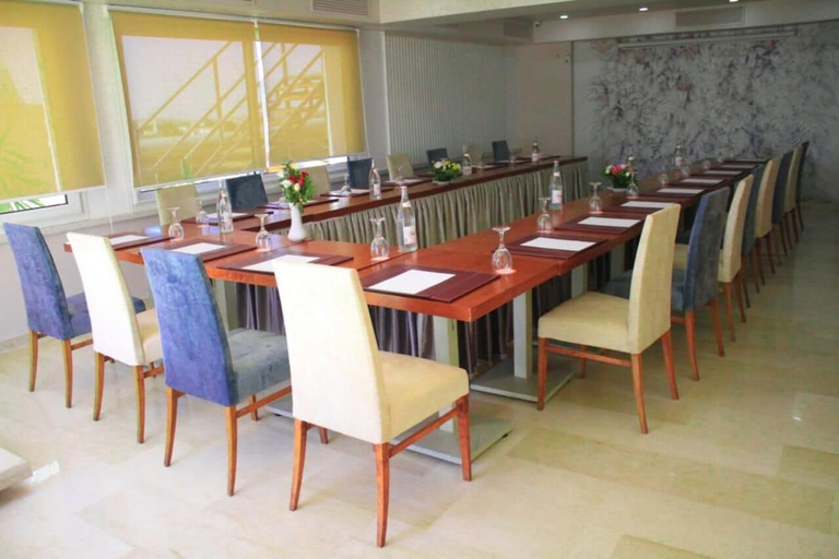 Food & Drinks 5, Hotel Le Pacha, Bab Bhar