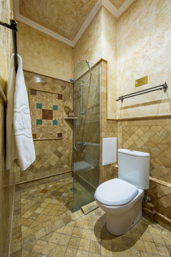 Bathroom 5, Caucasus Hotel