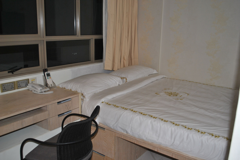 Bedroom 18