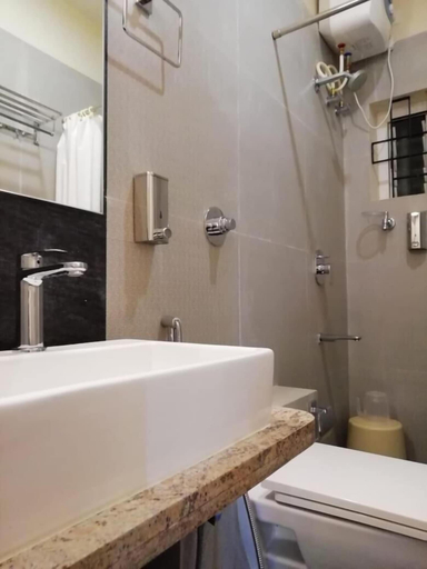 Bathroom 3, Lali Petals, Kodagu