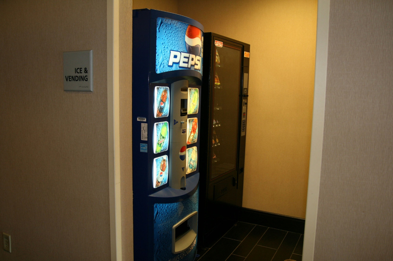 Food & Drinks 5, Hampton Inn Pine Grove, Schuylkill