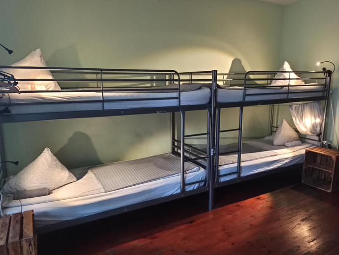 Bedroom 4, Willa Retro hostel, Kraków City