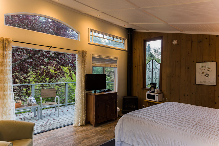 Bedroom 3, The Inn at Schoolhouse Creek, Mendocino