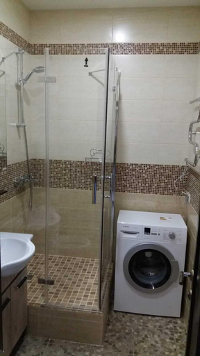 Bathroom, Modern Chic, Northern