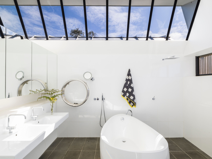 Bathroom 4, Alkina Lodge, Corangamite - South