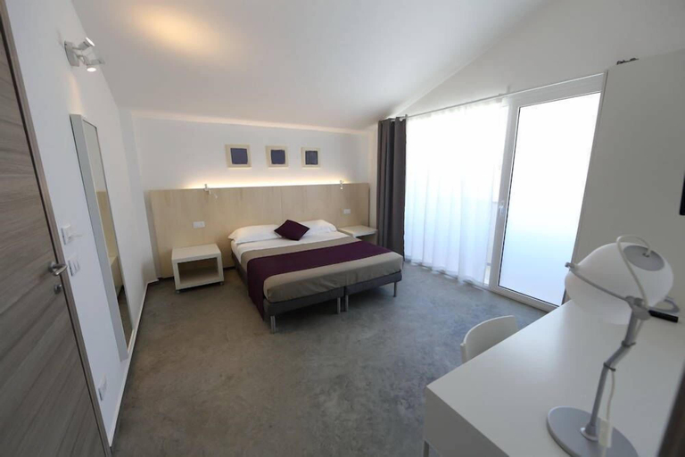 Bedroom 4, I Giardini della Castellana B&B, Ragusa