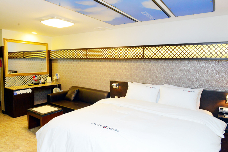 Bedroom 3, Sugar Hotel, Gyeongju