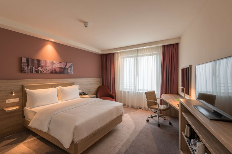 Bedroom 4, Hampton by Hilton Frankfurt City Centre East, Frankfurt am Main