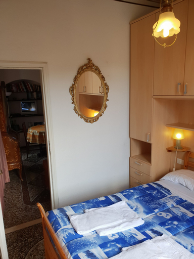 Bedroom 5, House Camogli, Genova