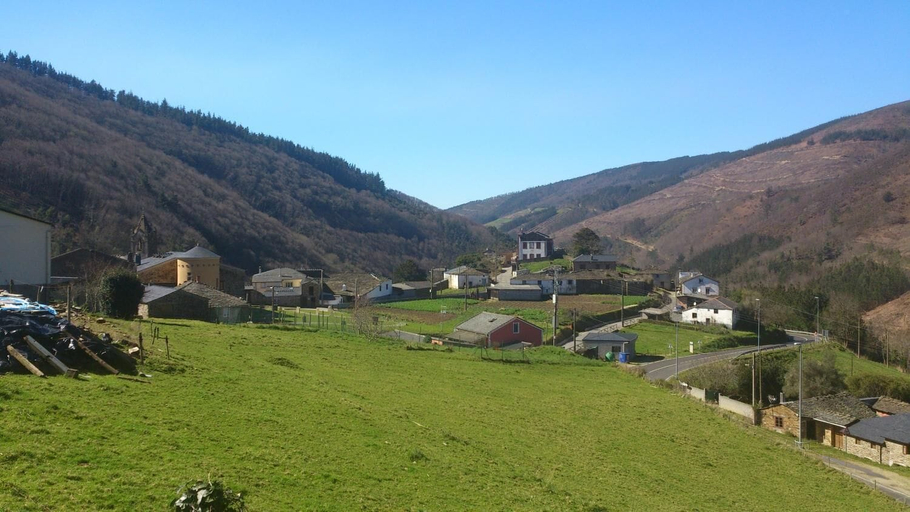 Others 5, Casa Aniceto I, Asturias