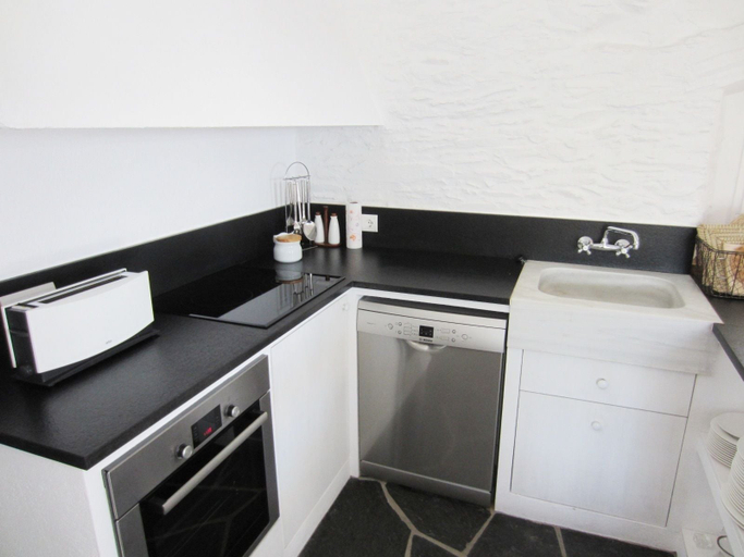 Others 5, Casa Con Piscina En Cadaques - 1593, Girona