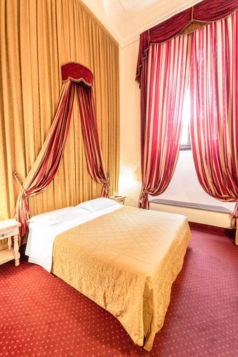 Bedroom 4, Hotel Paris, Florence
