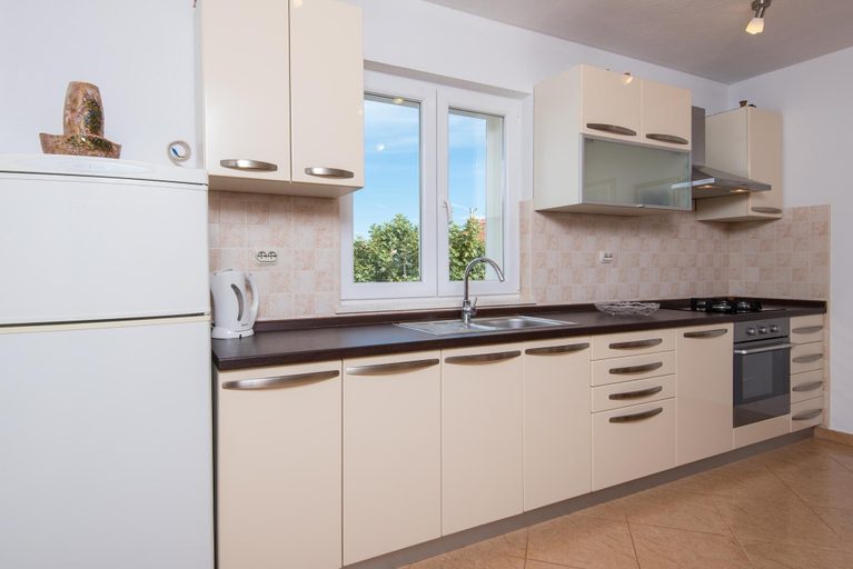 Others 5, Apartmani Darjan, Orebić
