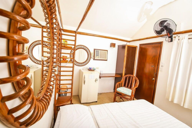 Bedroom 4, Steps Garden Resort, Puerto Galera