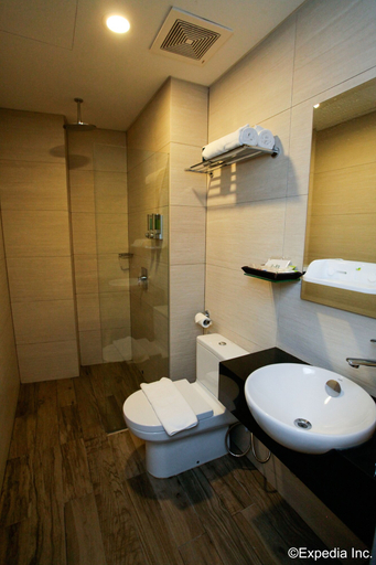 Bathroom 5, J8 Hotel, Singapore