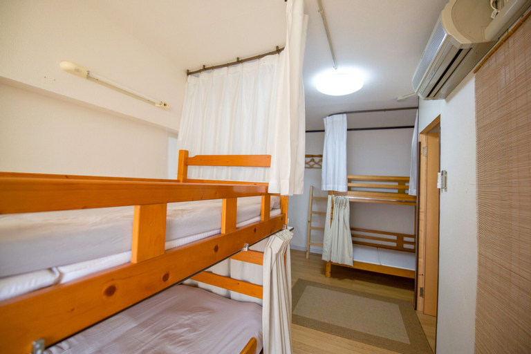 Bedroom 24