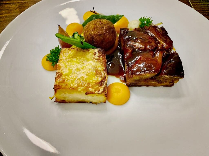 Food & Drinks 8