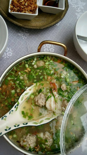 Food & Drinks 5, Pimthong Place, Lat Krabang