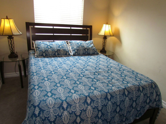 Bedroom 2, 3 Bedroom Duplex with Ocean View, Orange