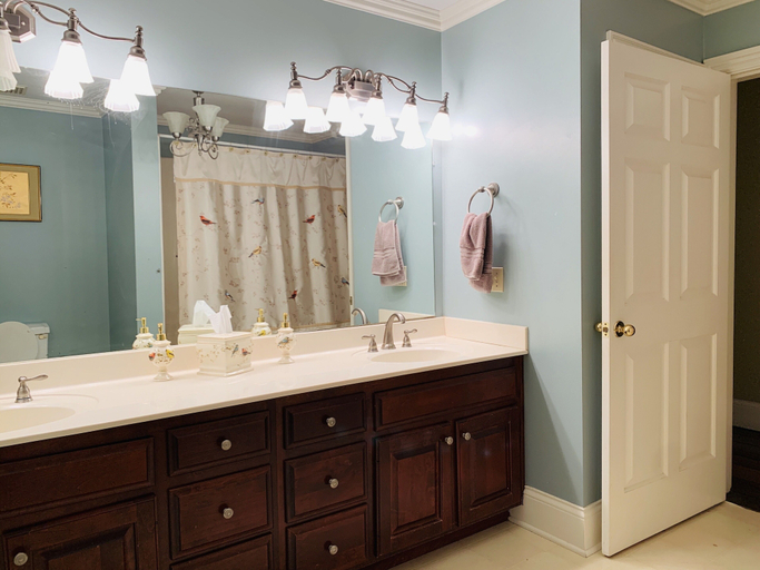 Bathroom 4, Wildflower Ranch Inn, Washington
