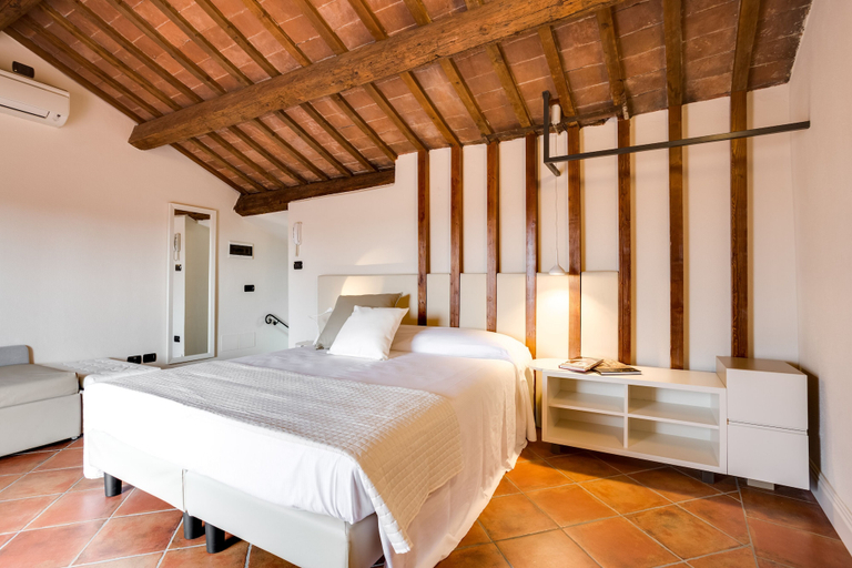 Bedroom 3, Ferrara Rooms, Ferrara