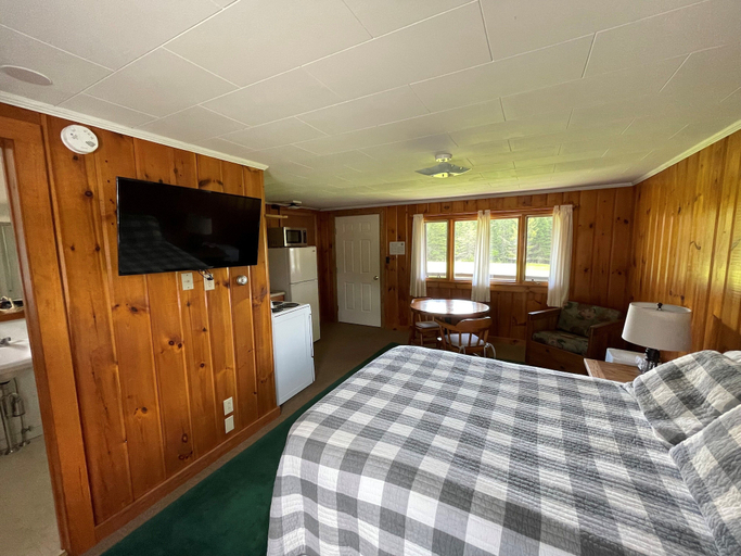 Bedroom 3, Unity Environmental University, Somerset