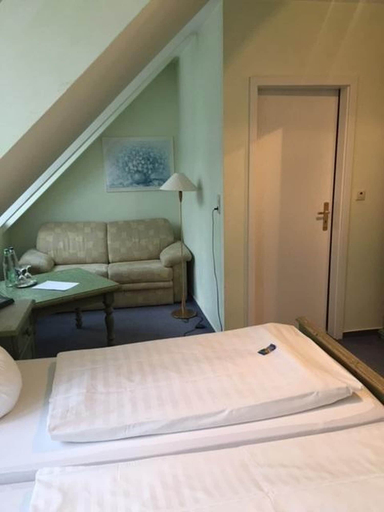 Bedroom 3, Hotel Villa Weststrand, Leer