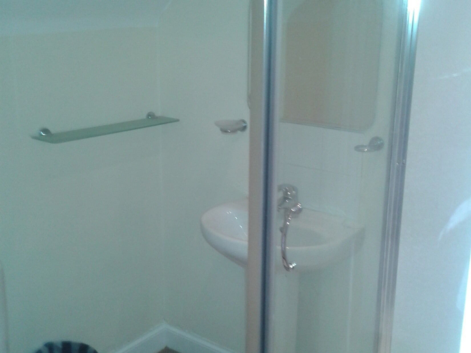 Bathroom 3, Capital House, Edinburgh