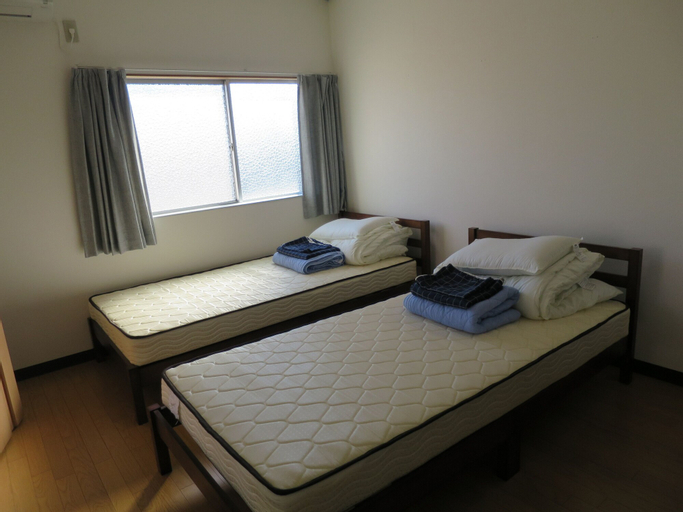 Bedroom 18