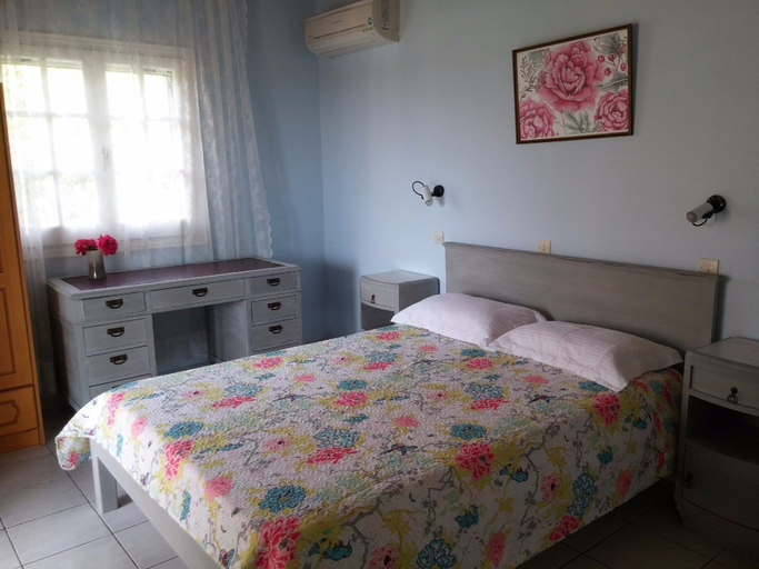 Bedroom 3, Almiros Apartments, Ionian Islands