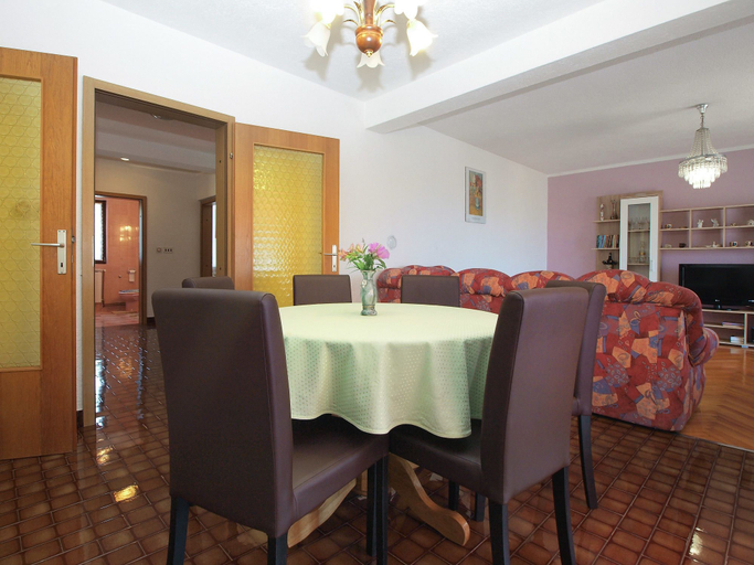 Others 4, Apartment 1079, Vodnjan