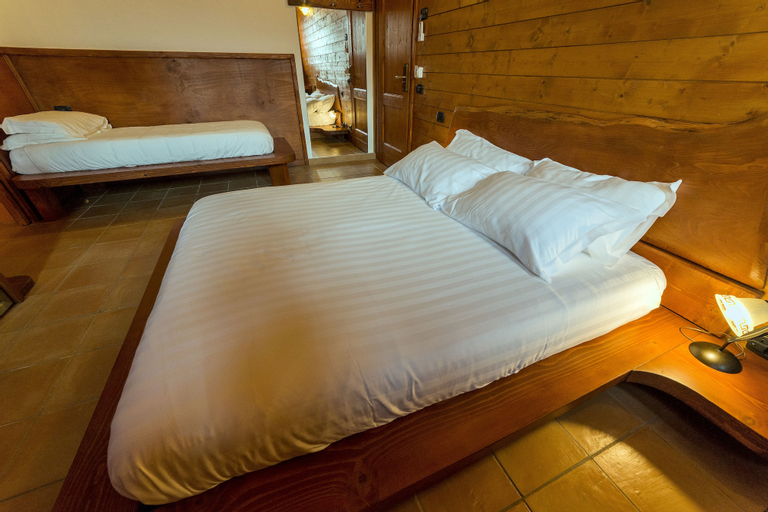 Bedroom 8