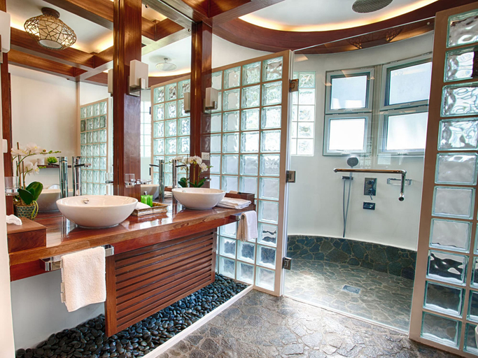 Bathroom 4, Vida Homes Condo Resort, Dauin