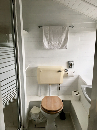 Bathroom 5, Littledean House Hotel, Gloucestershire