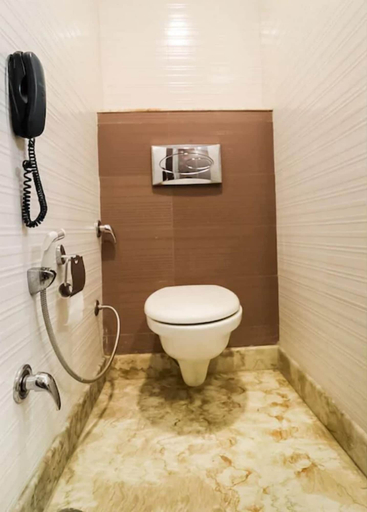 Bathroom 4, La Silver Leaf, Shahid Bhagat Singh Nagar