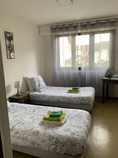 Bedroom 4, Villa Cecilia, Hautes-Pyrénées