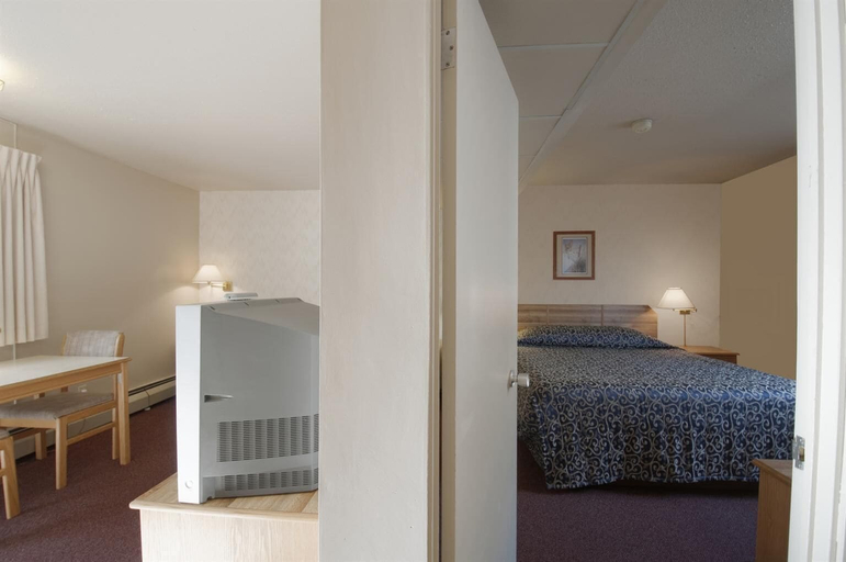 Bedroom 2, Canadas Best Value Desert Inn & Suites Cache Creek, Thompson-Nicola
