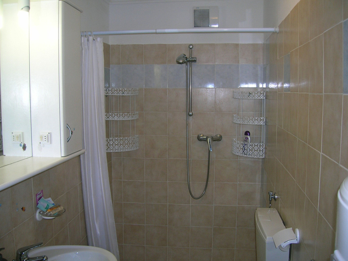 Bathroom 3, Al Carotin, Sondrio
