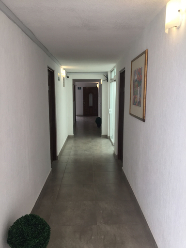 Others 3, Suites Bajio, León